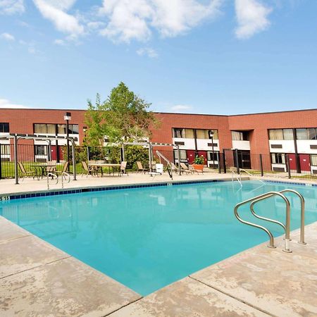 Ramada By Wyndham Cedar City Kültér fotó