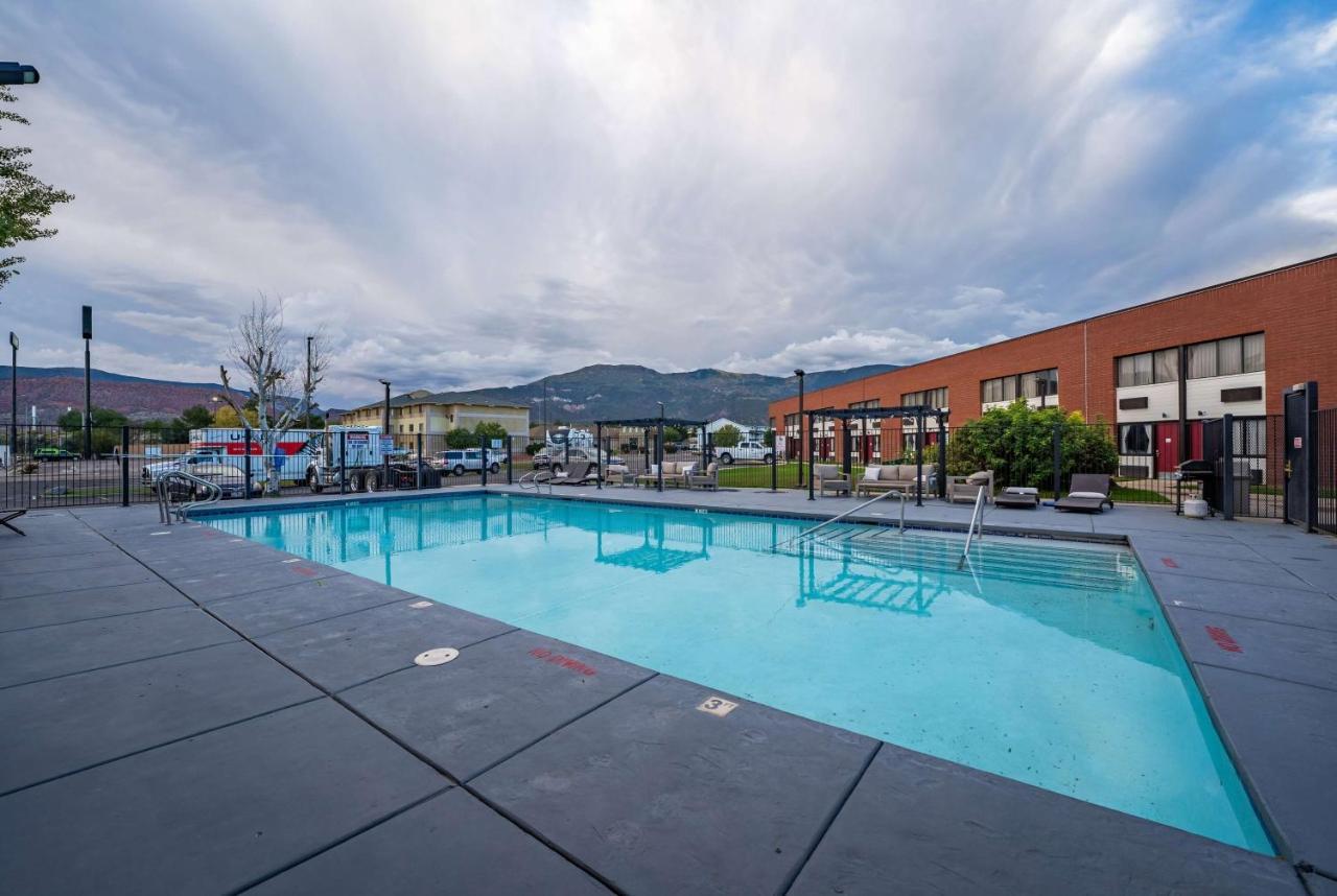 Ramada By Wyndham Cedar City Kültér fotó